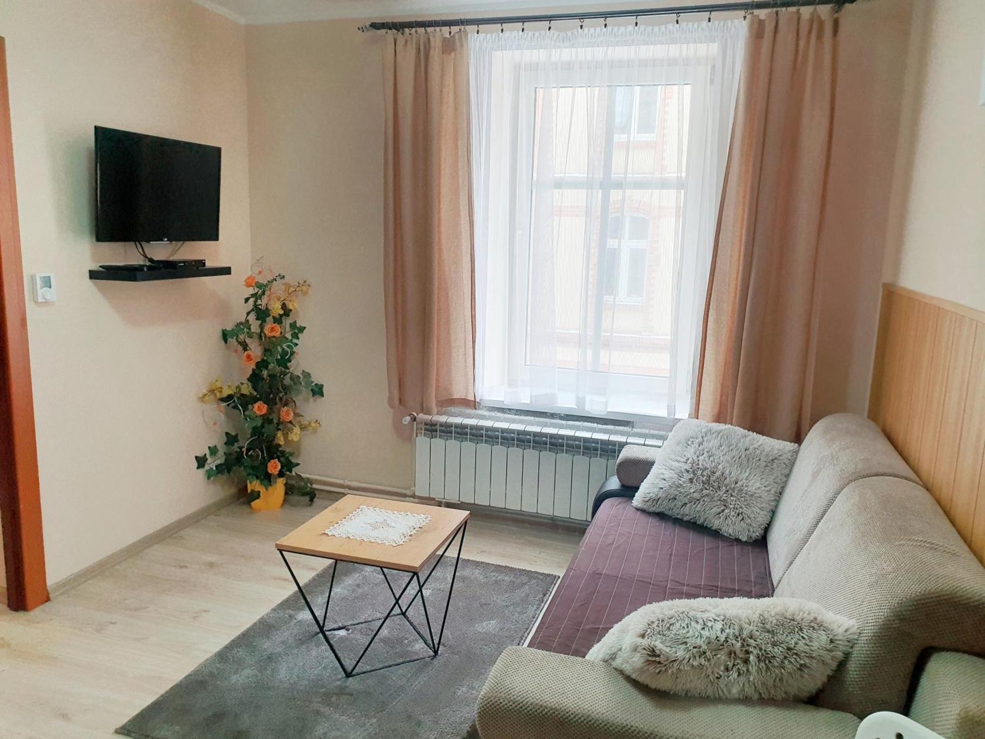 Aparthouse Apartamenty Centrum - In The City Center Near The Train Station Katowice Rum bild