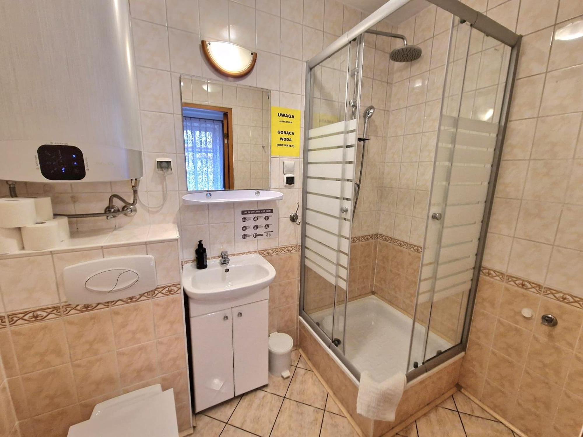 Aparthouse Apartamenty Centrum - In The City Center Near The Train Station Katowice Exteriör bild