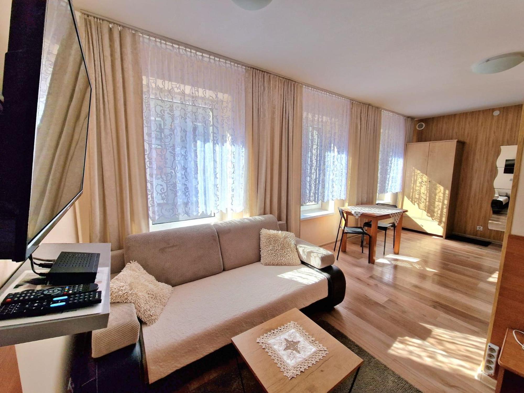 Aparthouse Apartamenty Centrum - In The City Center Near The Train Station Katowice Exteriör bild