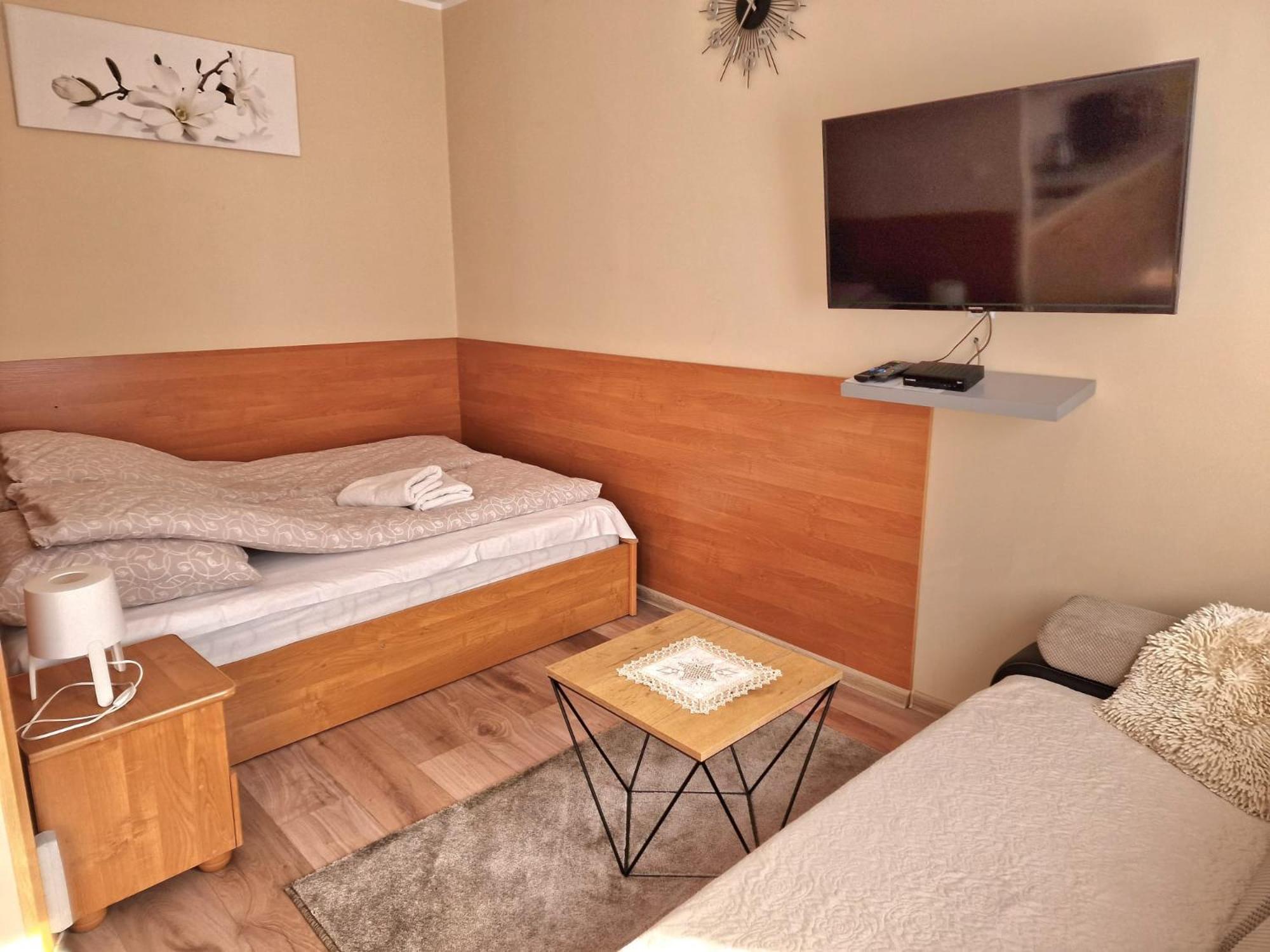 Aparthouse Apartamenty Centrum - In The City Center Near The Train Station Katowice Exteriör bild
