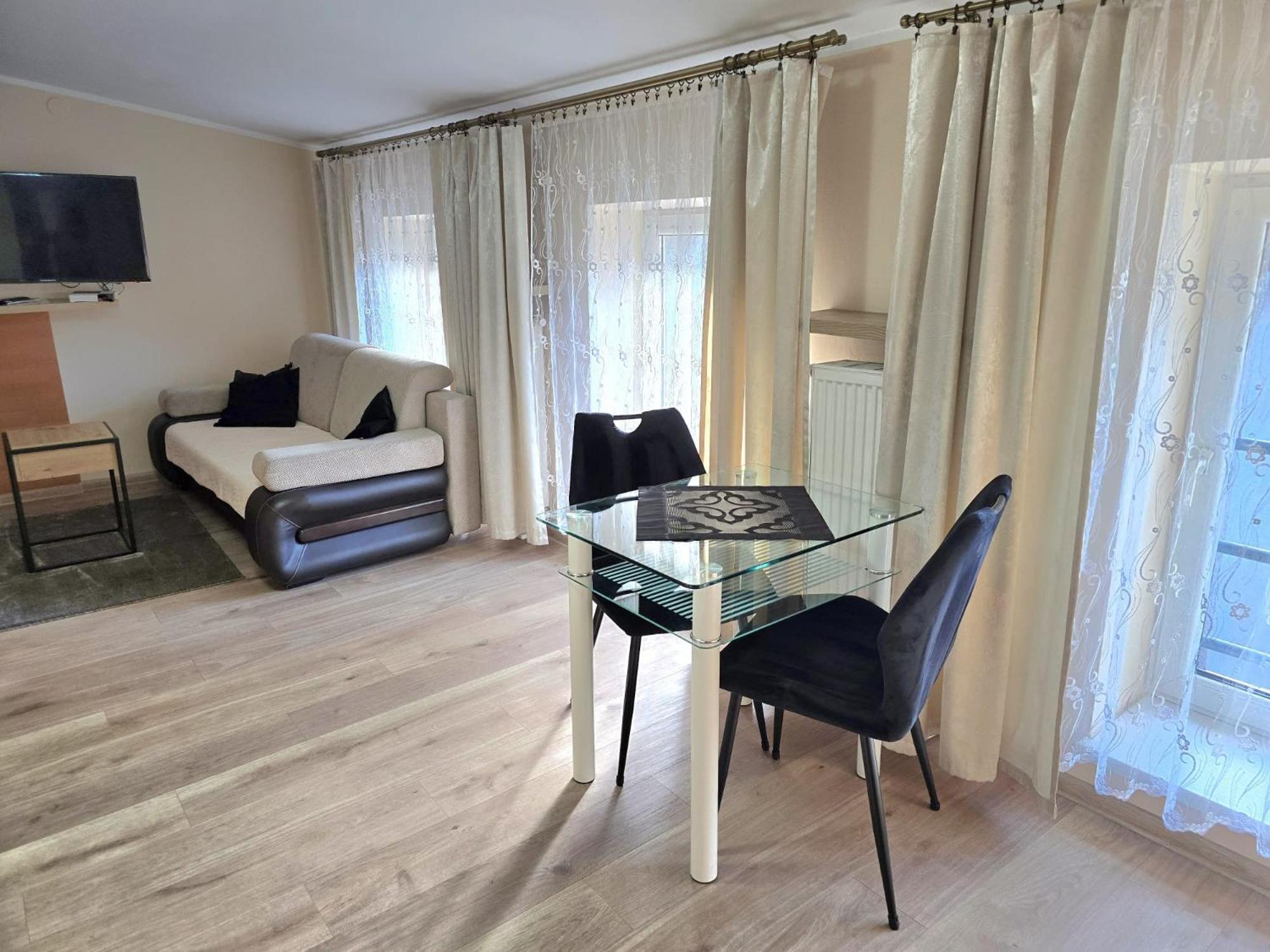 Aparthouse Apartamenty Centrum - In The City Center Near The Train Station Katowice Exteriör bild