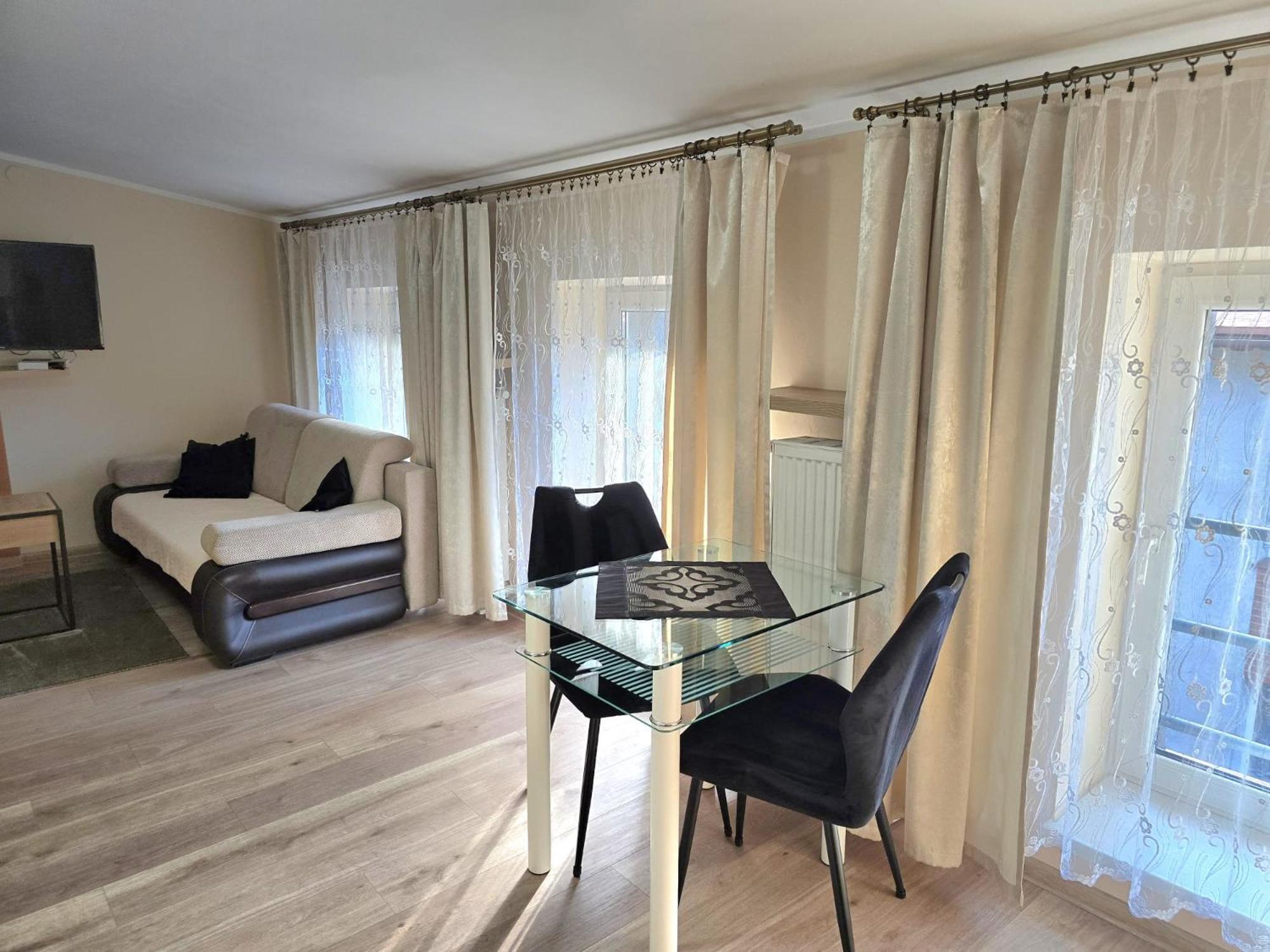 Aparthouse Apartamenty Centrum - In The City Center Near The Train Station Katowice Exteriör bild